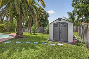 254 La Mancha Ave, Royal Palm Beach, FL 33411 - Photo 43