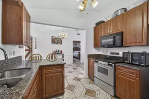 254 La Mancha Ave, Royal Palm Beach, FL 33411 - Photo 21