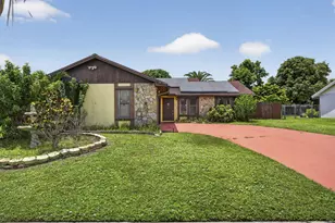 254 La Mancha Ave, Royal Palm Beach, FL 33411 - Photo 3