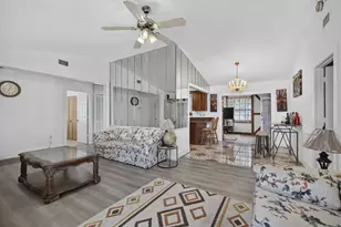 254 La Mancha Ave, Royal Palm Beach, FL 33411 - Photo 7