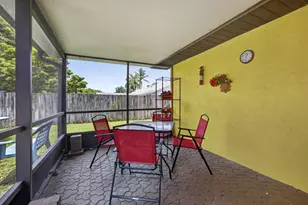254 La Mancha Ave, Royal Palm Beach, FL 33411 - Photo 39