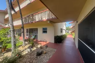 5300 Washington St, Hollywood, FL 33021 - Photo 5