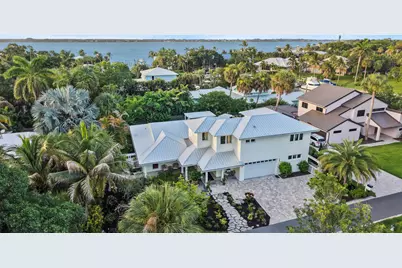 1117 SE Osceola Street, Stuart, FL 34996 - Photo 1
