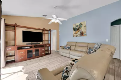 398 SE Bayview Terrace, Port Saint Lucie, FL 34983 - Photo 13