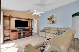 398 SE Bayview Terrace, Port Saint Lucie, FL 34983 - Photo 13