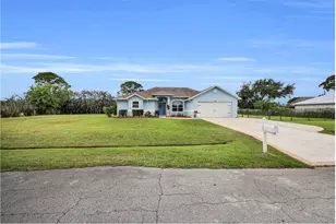 398 SE Bayview Terrace, Port Saint Lucie, FL 34983 - Photo 1