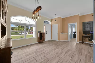 398 SE Bayview Terrace, Port Saint Lucie, FL 34983 - Photo 5
