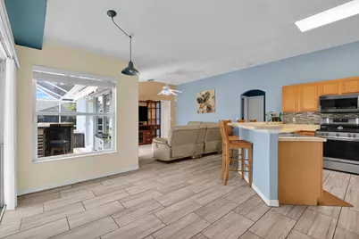 398 SE Bayview Terrace, Port Saint Lucie, FL 34983 - Photo 9