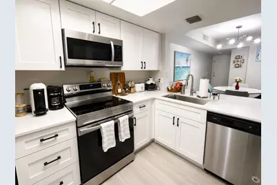 5055 Wiles Road #Unit 105, Coconut Creek, FL 33073 - Photo 5
