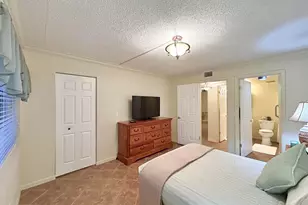 131 Lake Pine Cir, Greenacres, FL 33463 - Photo 13