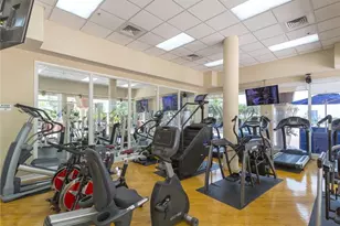16900 N Bay Rd, Sunny Isles Beach, FL 33160 - Photo 25