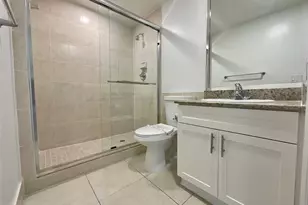 16900 N Bay Rd, Sunny Isles Beach, FL 33160 - Photo 9