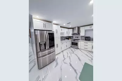 631 NW 39th Street, Oakland Park, FL 33309 - Photo 5