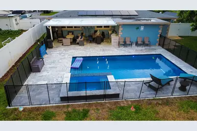 631 NW 39th Street, Oakland Park, FL 33309 - Photo 11