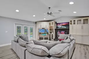 2281 NW 36th St, Boca Raton, FL 33431 - Photo 13