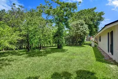 2281 NW 36th Street, Boca Raton, FL 33431 - Photo 27