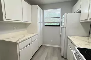 11464 NW 39th St, Coral Springs, FL 33065 - Photo 3