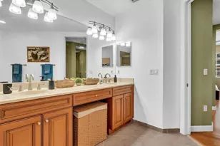 8025 NW 127th Ln, Parkland, FL 33076 - Photo 25