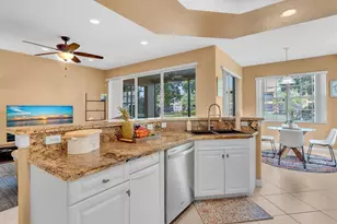 8025 NW 127th Ln, Parkland, FL 33076 - Photo 19