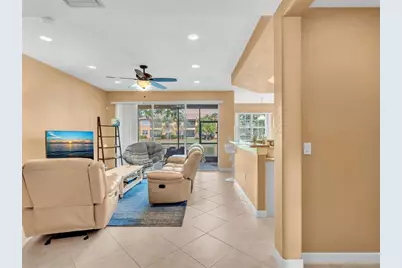 8025 NW 127th Lane #4-C, Parkland, FL 33076 - Photo 7
