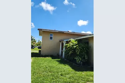 20300 NE 12th Court, Miami, FL 33179 - Photo 3