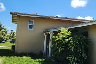 20300 NE 12th Ct, Miami, FL 33179 - Photo 3