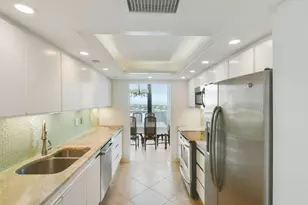 123 Lakeshore Dr, North Palm Beach, FL 33408 - Photo 5