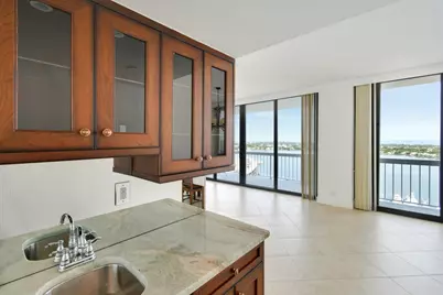 123 Lakeshore Drive #PH45, North Palm Beach, FL 33408 - Photo 9