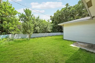 945 32nd Street, West Palm Beach, FL 33407 - Photo 13