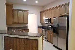 2024 SW Driftwood St, Port Saint Lucie, FL 34953 - Photo 9