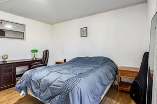 900 NE 195th St, Miami, FL 33179 - Photo 21