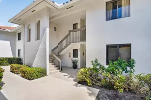 65 Pelican Pointe Dr, Delray Beach, FL 33483 - Photo 9