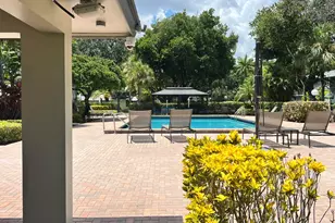 4017 N Cypress Dr, Pompano Beach, FL 33069 - Photo 17