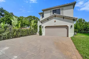 13145 Addilyn Ct, Davie, FL 33325 - Photo 3