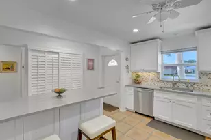 772 Nantucket Cir, Greenacres, FL 33467 - Photo 5