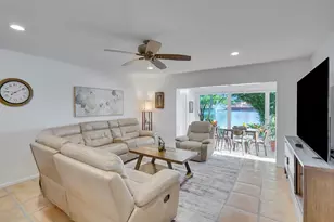 772 Nantucket Cir, Greenacres, FL 33467 - Photo 9