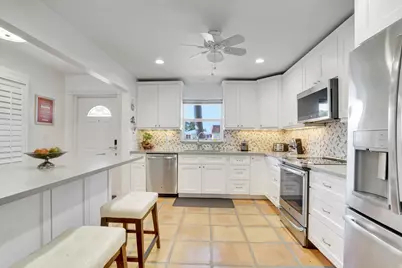 772 Nantucket Circle, Greenacres, FL 33467 - Photo 7