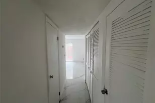 5847 Blueberry Ct, Lauderhill, FL 33313 - Photo 7