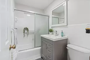 2107 N 15th Ave, Hollywood, FL 33020 - Photo 19