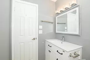 911 Savannas Point Dr, Fort Pierce, FL 34982 - Photo 17