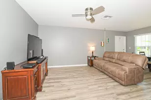 911 Savannas Point Dr, Fort Pierce, FL 34982 - Photo 7