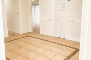 5318 Garden Hills Cir, West Palm Beach, FL 33415 - Photo 3