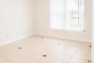 5318 Garden Hills Cir, West Palm Beach, FL 33415 - Photo 7