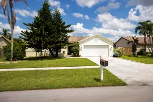 35 Cedar Cir, Boynton Beach, FL 33436 - Photo 1