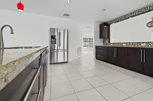 10133 Brookville Ln, Boca Raton, FL 33428 - Photo 11