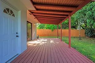 699 NE 40th St, Oakland Park, FL 33334 - Photo 37