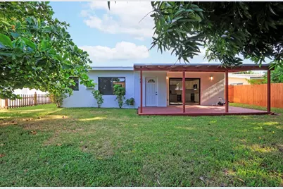 699 NE 40th Street, Oakland Park, FL 33334 - Photo 33