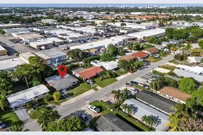 699 NE 40th Street, Oakland Park, FL 33334 - Photo 45