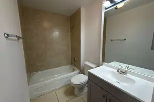 3842 SW 48th Ave, Hollywood, FL 33023 - Photo 25