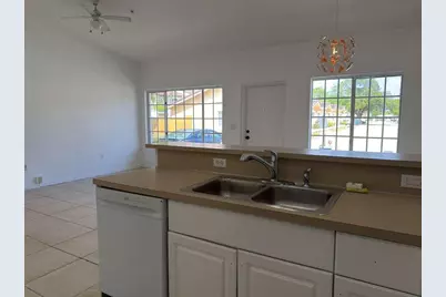 3842 SW 48th Avenue, Hollywood, FL 33023 - Photo 5